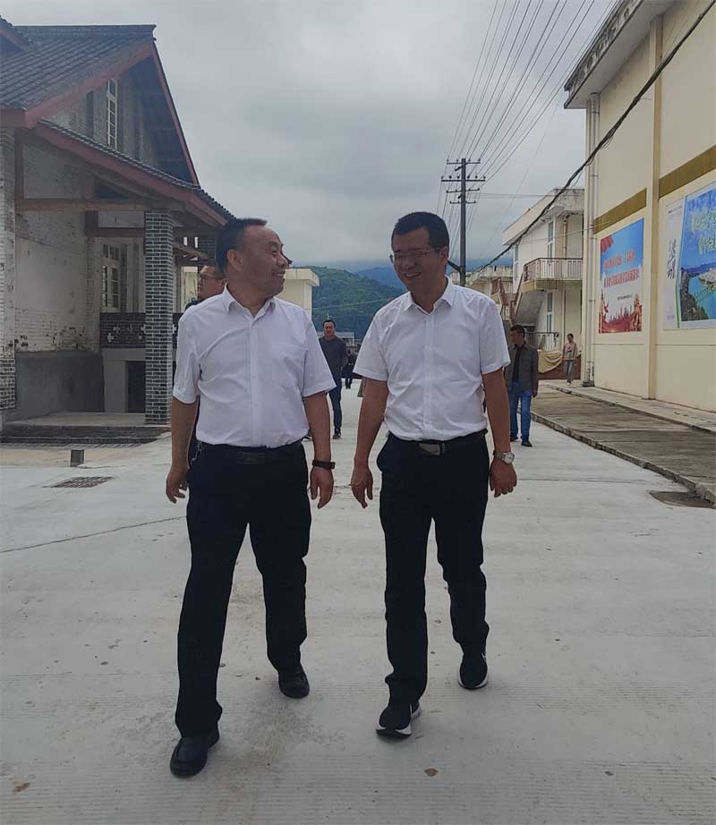 浙江省农业科学院蚕桑与茶叶研究所一行到安康市蚕种场有限公司考···